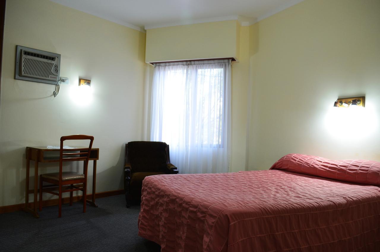 גנרל רוקה Hotel Huemul מראה חיצוני תמונה