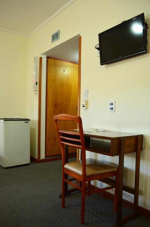 גנרל רוקה Hotel Huemul מראה חיצוני תמונה